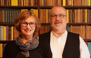 „Bürgerchen, merk auf; hier ist’s nicht richtig!“ „Bürgerchen, merk auf; hier ist’s nicht richtig!“ © Sabine Heine und Hermann Wiedenroth