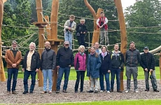 Eröffnungsfeier des neuen Klettergerüstes auf den „Große Wiesen“ in Sieber Eröffnungsfeier des neuen Klettergerüstes auf den „Große Wiesen“ in Sieber