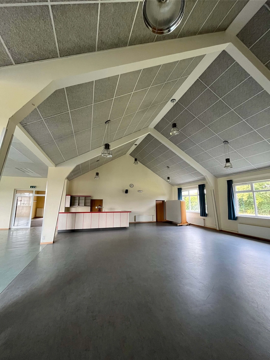 Kleiner Saal Durch mobile Trennwände ist es möglich die Veranstaltungsfläche auf 116 m² zu teilen. © Stadt Herzberg am Harz