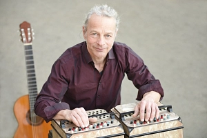 900003521_25580_oliver_jaeger_querformat_mittel.jpg